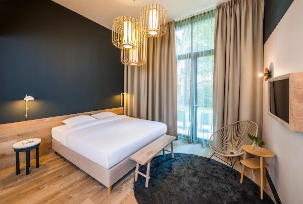 Hotel Arena Main image